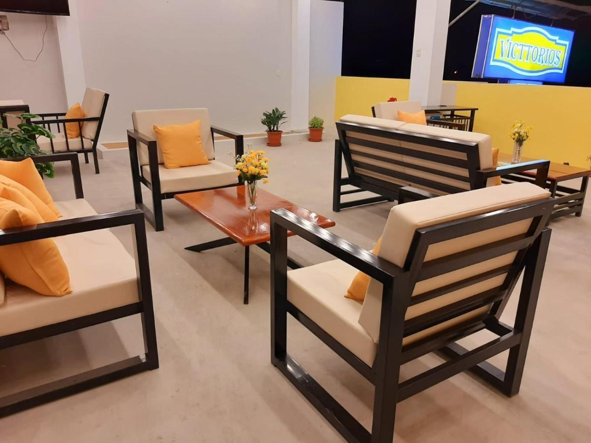Victtorios Hotel Сатипо Экстерьер фото